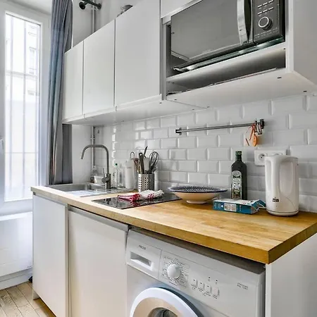 Superbe Studio Proche Du Sacre-coeur De Montmartre * Parigi